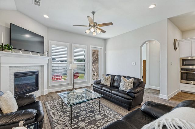 8212 San Bernard Trail, Mckinney, TX 75071