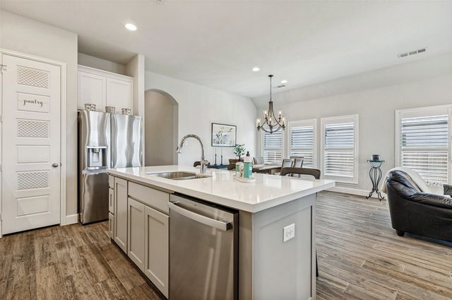 8212 San Bernard Trail, Mckinney, TX 75071