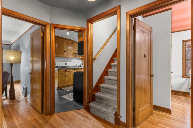 825 Delaware Avenue, Saint Paul, MN 55107