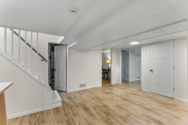 825 Delaware Avenue, Saint Paul, MN 55107