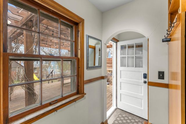 825 Delaware Avenue, Saint Paul, MN 55107