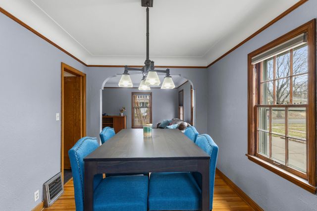 825 Delaware Avenue, Saint Paul, MN 55107