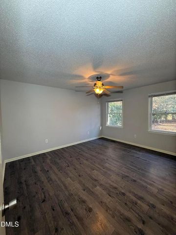 634 E Sanders Street, Four Oaks, NC 27524