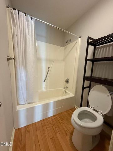 634 E Sanders Street, Four Oaks, NC 27524