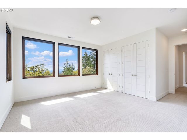 8718 Nw TERRACEVIEW Ct, Portland, OR 97229