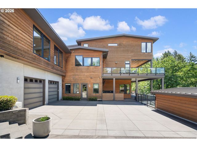 8718 Nw TERRACEVIEW Ct, Portland, OR 97229