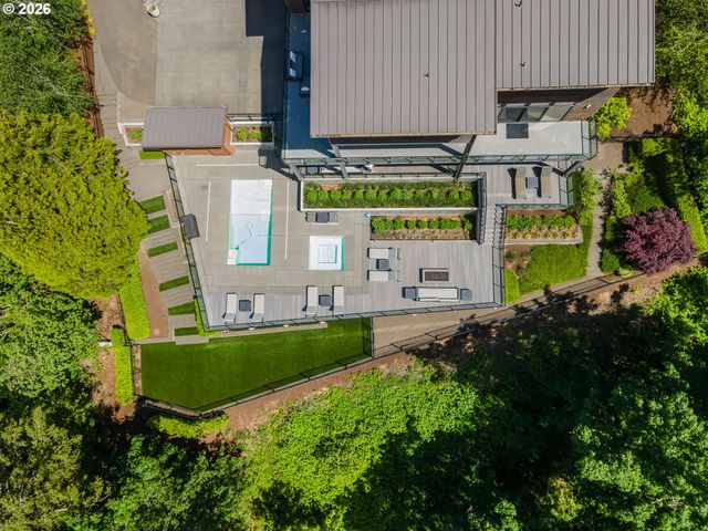 8718 Nw TERRACEVIEW Ct, Portland, OR 97229