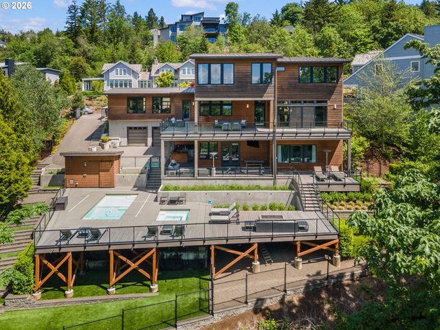 8718 Nw TERRACEVIEW Ct, Portland, OR 97229