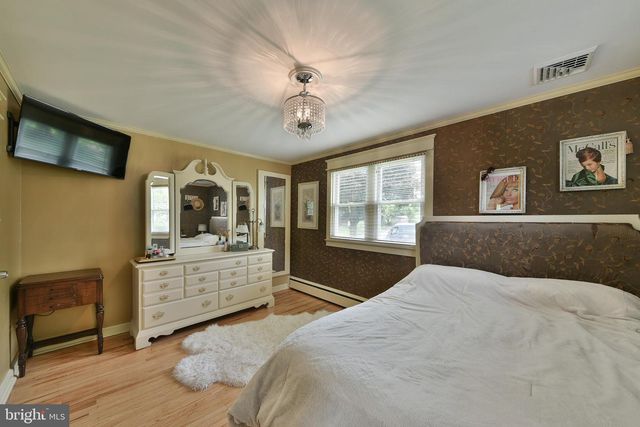 3875 LUKENS LN, Hatboro, PA 19040