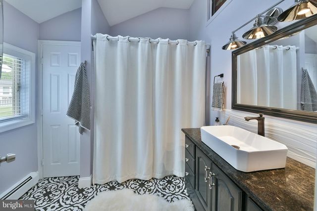 3875 LUKENS LN, Hatboro, PA 19040