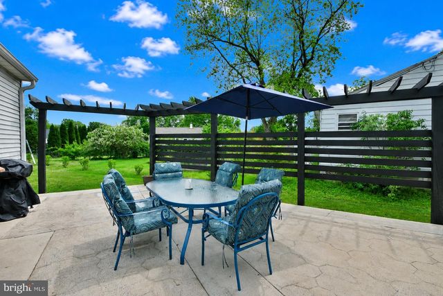 3875 LUKENS LN, Hatboro, PA 19040