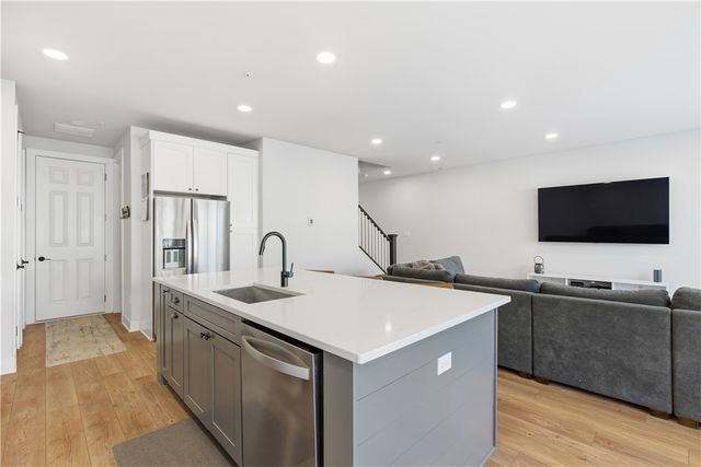 247 Limehouse Rd, Cranberry Twp, PA 16066