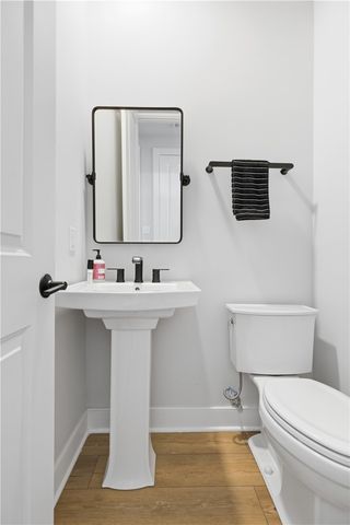 247 Limehouse Rd, Cranberry Twp, PA 16066