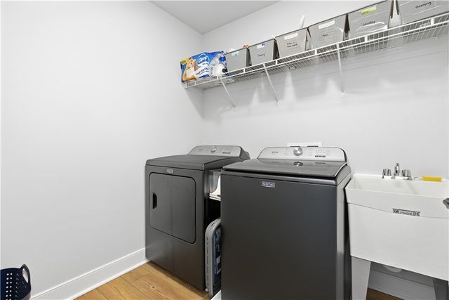 247 Limehouse Rd, Cranberry Twp, PA 16066