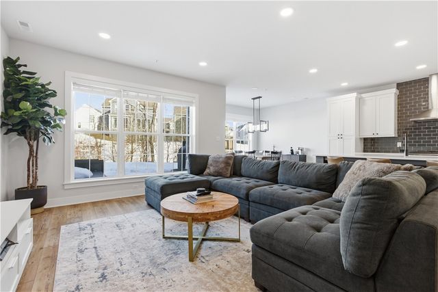 247 Limehouse Rd, Cranberry Twp, PA 16066