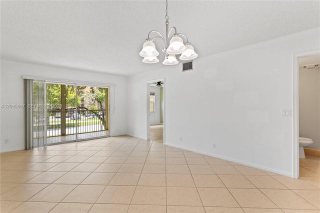 1100 SW 128th Terrace 210U, Pembroke Pines, FL 33027