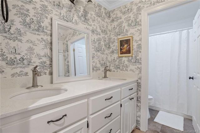 1818 Deepwoods Drive, Lake Charles, LA 70605