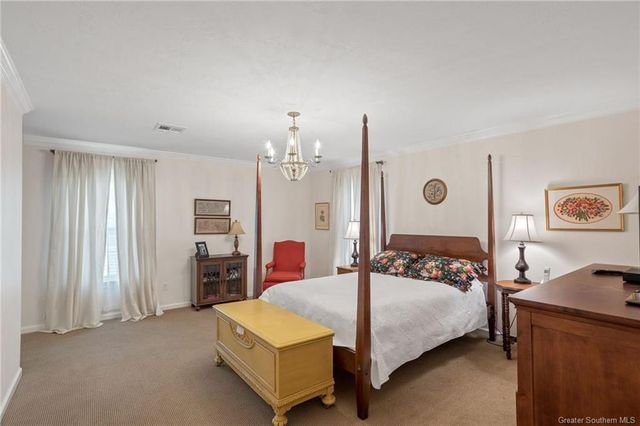 1818 Deepwoods Drive, Lake Charles, LA 70605