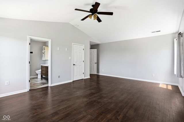 8716 N Springview Drive, Mccordsville, IN 46055