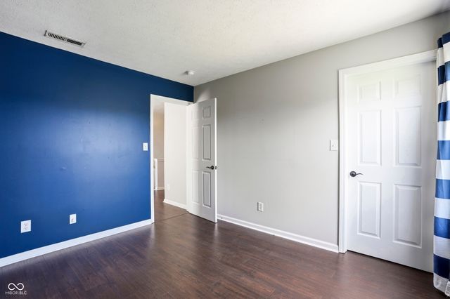 8716 N Springview Drive, Mccordsville, IN 46055
