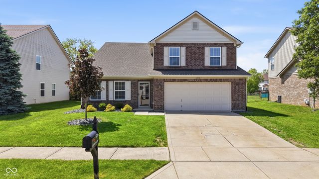 8716 N Springview Drive, Mccordsville, IN 46055