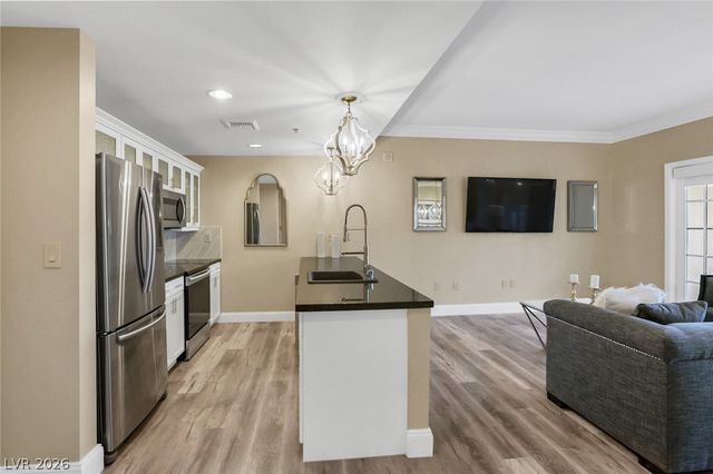 30 Strada Di Villaggio 147, Henderson, NV 89011
