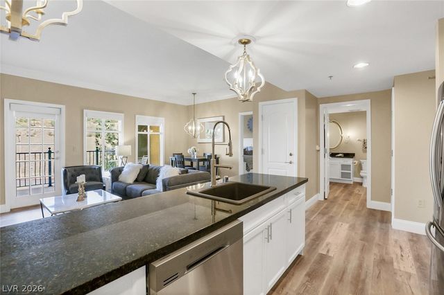 30 Strada Di Villaggio 147, Henderson, NV 89011
