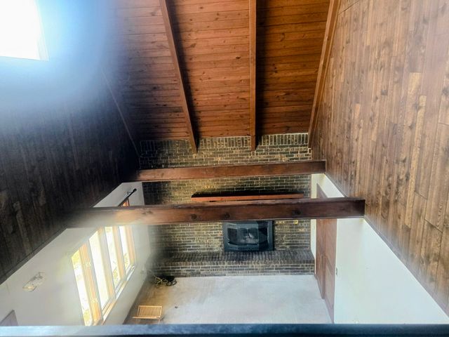 820 Hurricane Hill Dr, Waynesboro, TN 38485