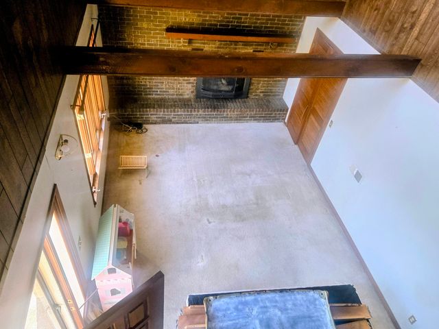 820 Hurricane Hill Dr, Waynesboro, TN 38485