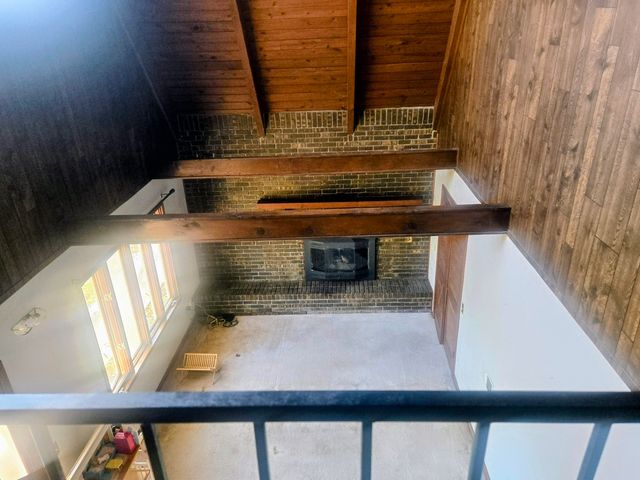 820 Hurricane Hill Dr, Waynesboro, TN 38485