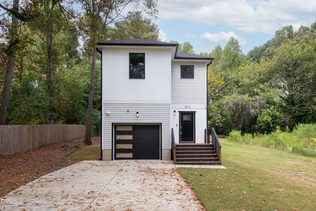 2513 Rochelle Street, Durham, NC 27703