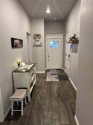 10524 SW 55th Street, Mustang, OK 73064