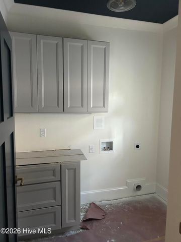 141 NE 10th Street, Oak Island, NC 28465