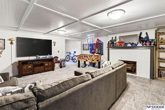1724 N 51st Street, Omaha, NE 68104