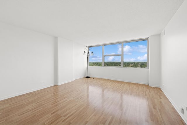 7234 W North Avenue 1610, Elmwood Park, IL 60707