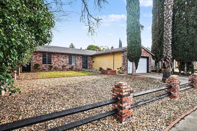 2725 Entrada Cir, Antioch, CA 94509