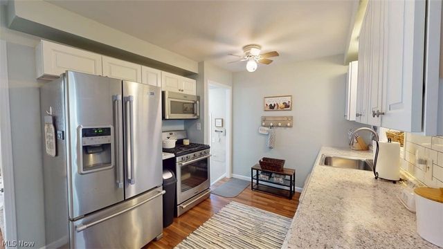 407 Maplewood Drive, Willowick, OH 44095