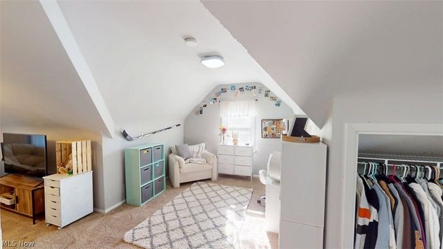 407 Maplewood Drive, Willowick, OH 44095