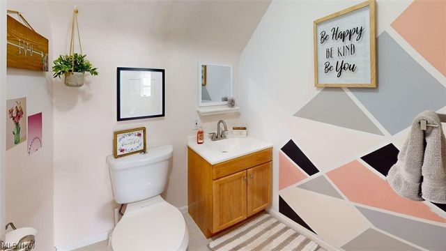 407 Maplewood Drive, Willowick, OH 44095