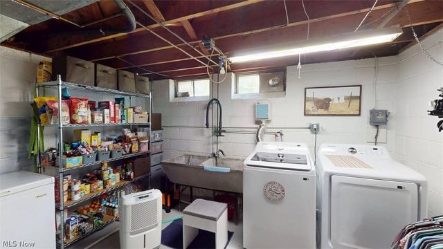 407 Maplewood Drive, Willowick, OH 44095