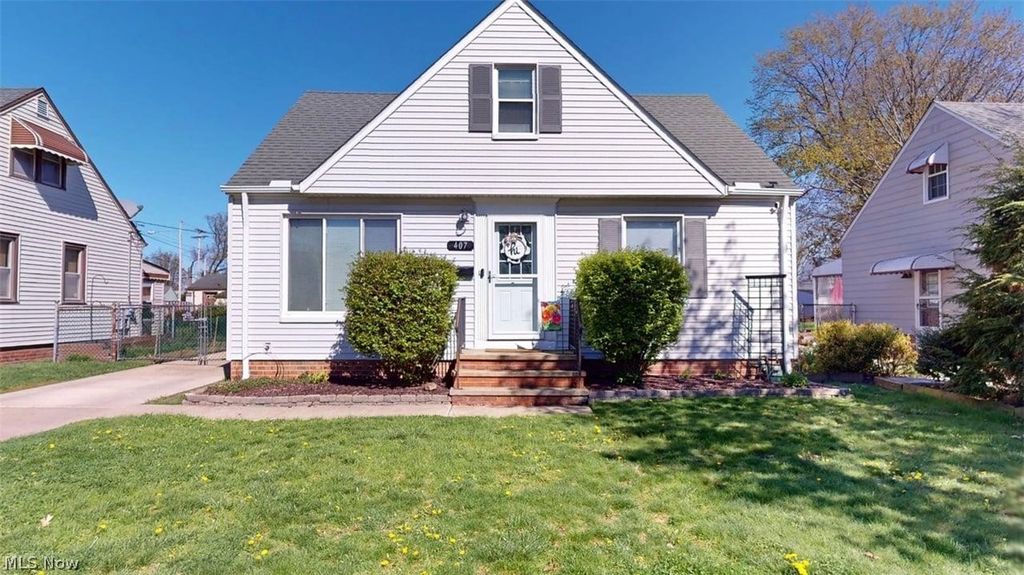 407 Maplewood Drive, Willowick, OH 44095