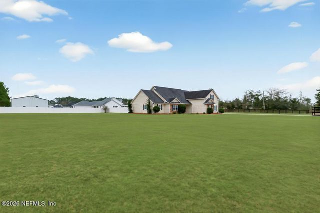 37575 KINGS FERRY Road, Hilliard, FL 32046