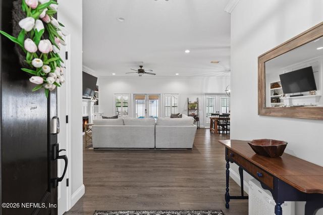 37575 KINGS FERRY Road, Hilliard, FL 32046