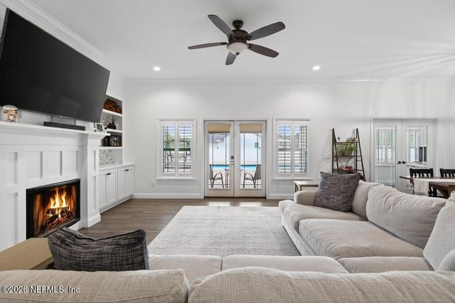 37575 KINGS FERRY Road, Hilliard, FL 32046