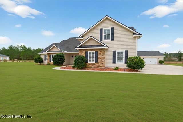 37575 KINGS FERRY Road, Hilliard, FL 32046