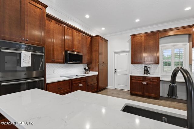 37575 KINGS FERRY Road, Hilliard, FL 32046