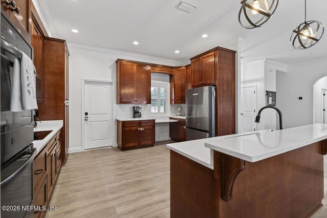 37575 KINGS FERRY Road, Hilliard, FL 32046