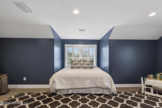 37575 KINGS FERRY Road, Hilliard, FL 32046