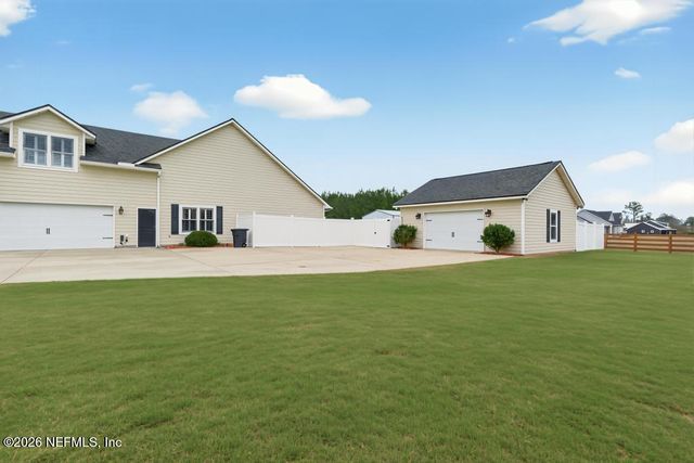 37575 KINGS FERRY Road, Hilliard, FL 32046