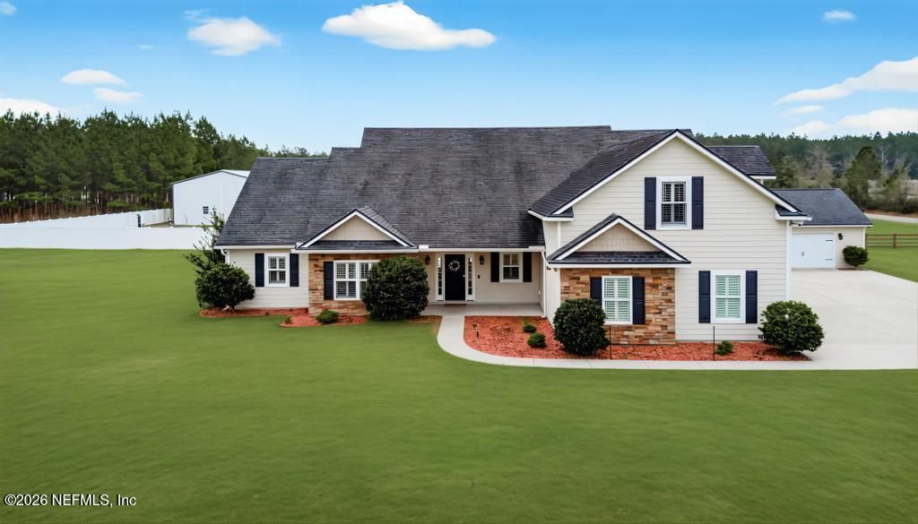 37575 KINGS FERRY Road, Hilliard, FL 32046